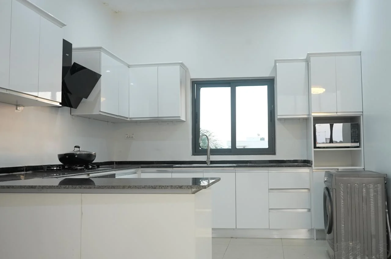 Fully equipped luxury white kitchen